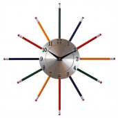 Reloj de Pared con Lápices de colores